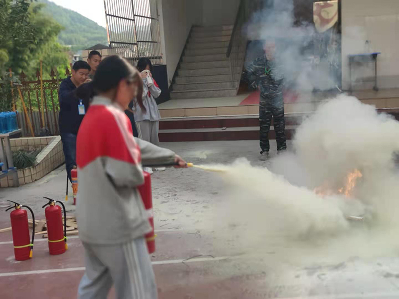 叛逆不听话孩子改造学校 