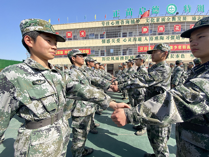 全封闭式叛逆孩子专门学校