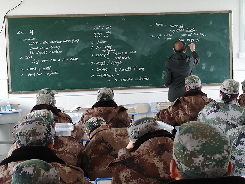 孩子叛逆期管教学校
