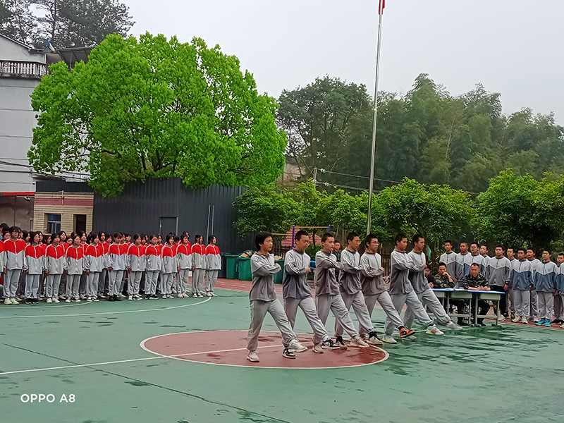 驻马店孩子厌学教育管教学校
