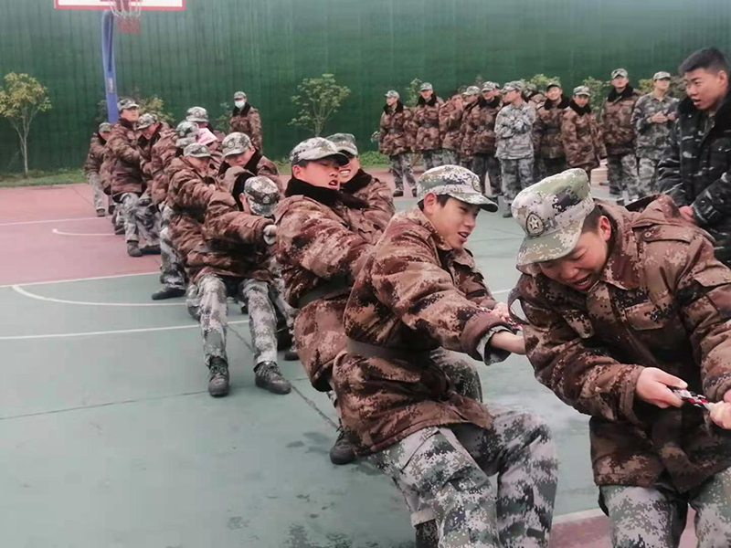 管教不听话孩子的学校